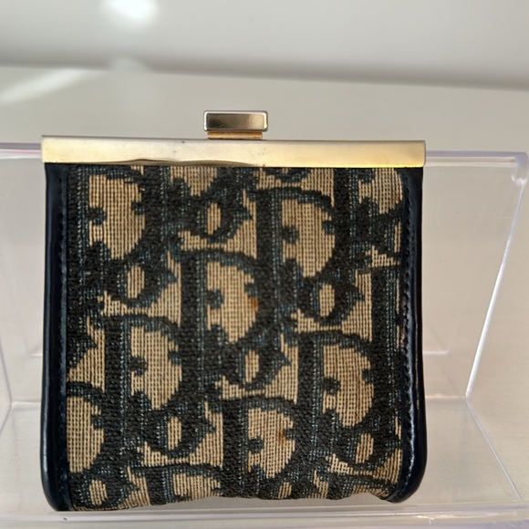 Dior Vintage Kisslock Coinpurse - Picture 2 of 15